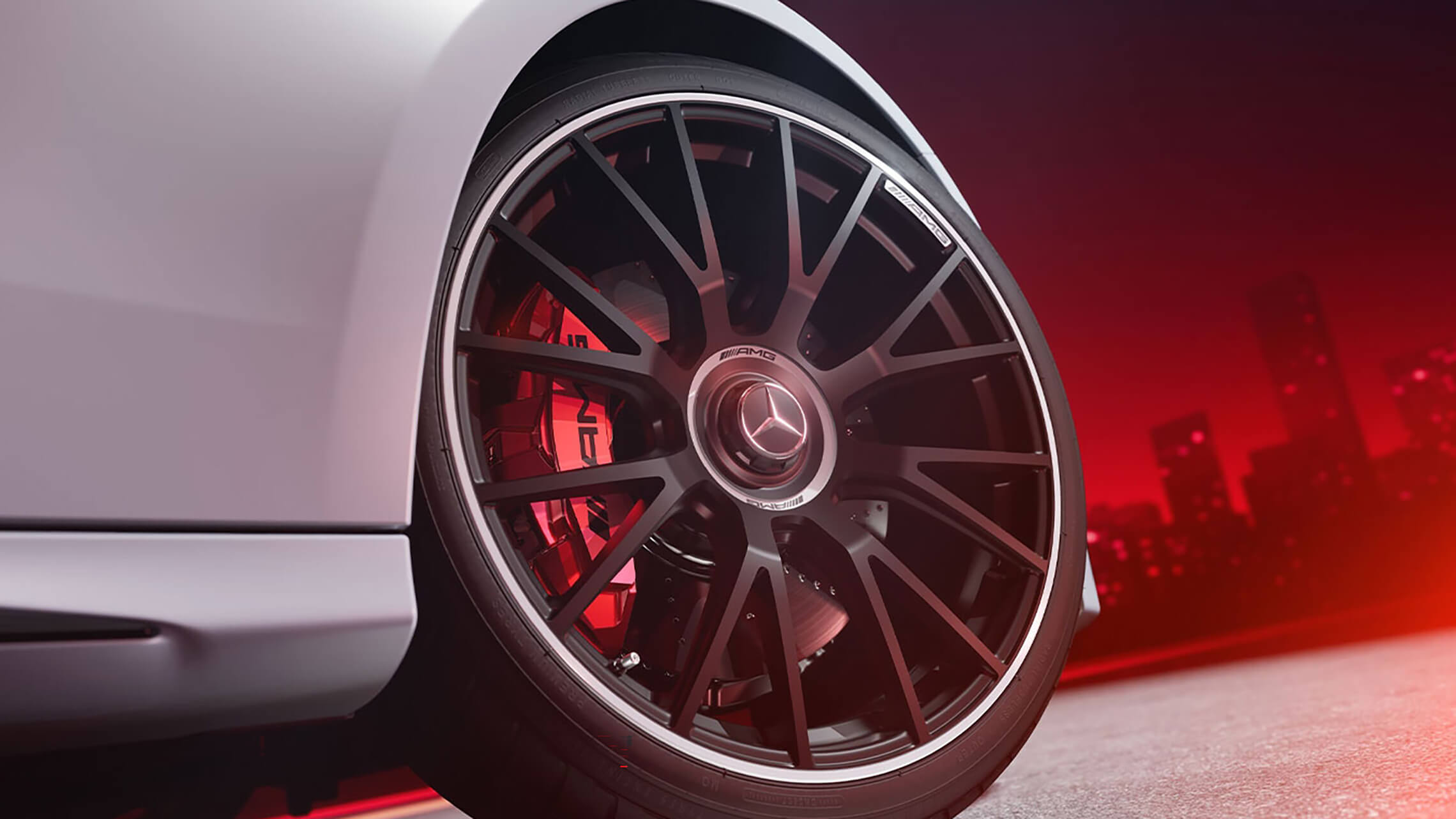 Mercedes-AMG E53 HYBRID 4MATIC Limousine Räder mit roten Bremssätteln - Merbag