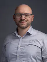 Merbag Ansprechpartner Vezia Gianluca Dizonno 426X568 Merbag Ansprechpartner Vezia Gianluca Dizonno 426X568