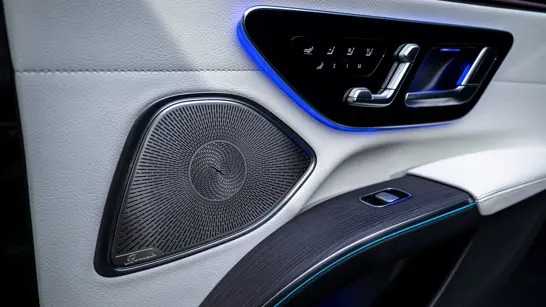 EQS 04 2280X1283 EQS 04 2280X1283