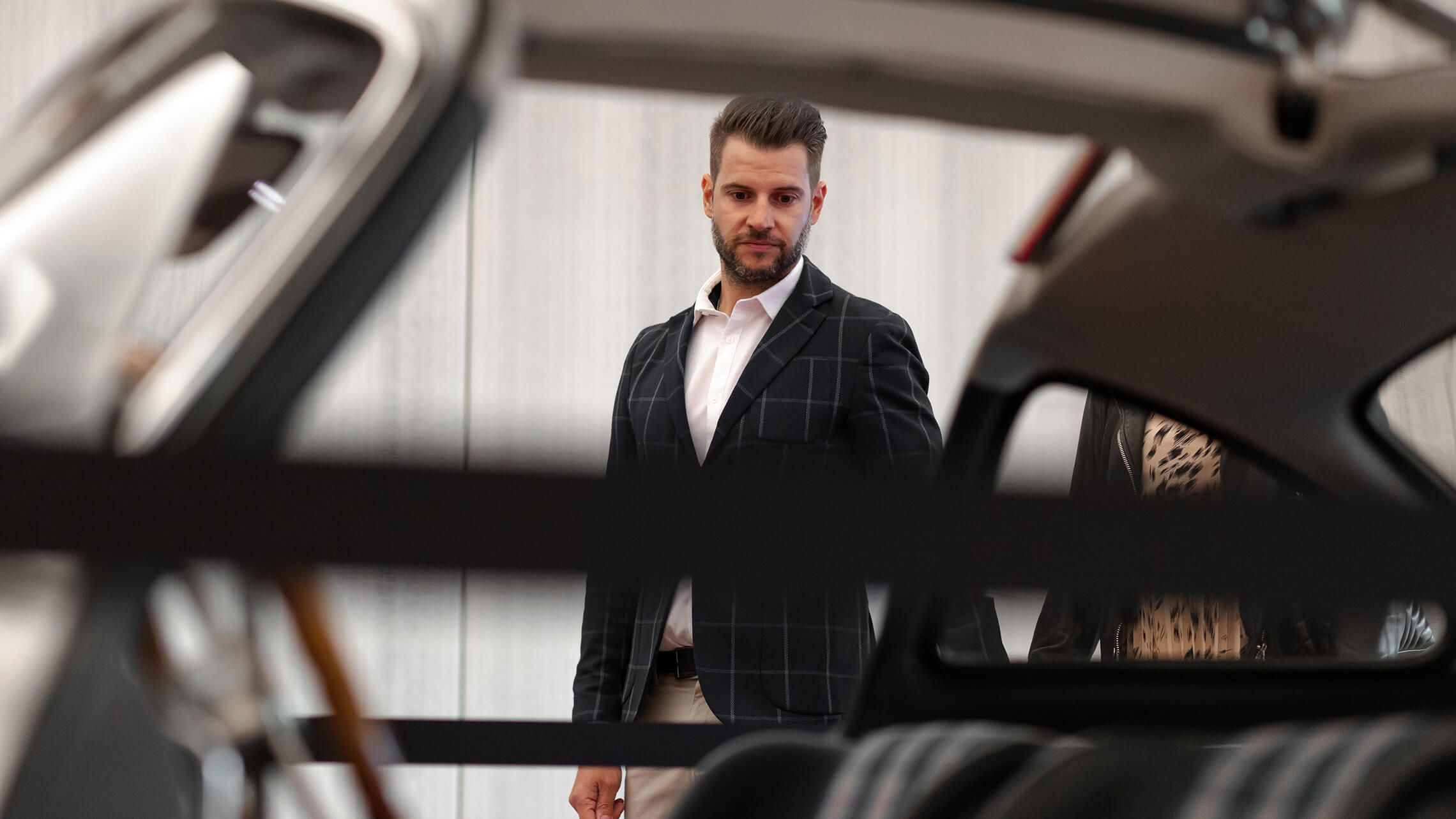 Mercedees AMG SL 03 2280X1283